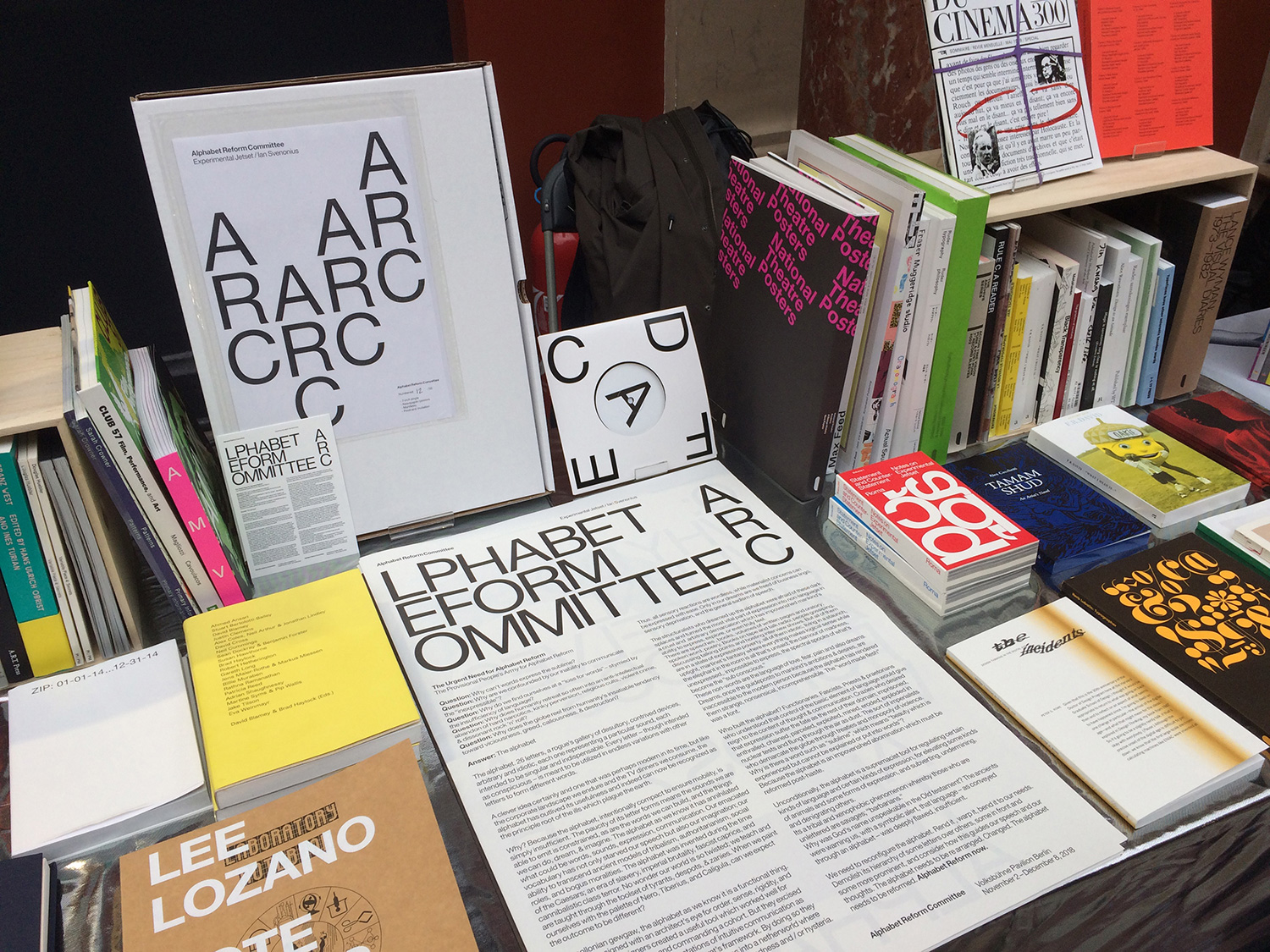 EXPERIMENTAL JETSET with Ian Svenonius - A-R-C Box (Journal + 7